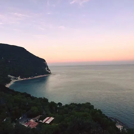 Tavernetta Al Mare Порто-Реканати